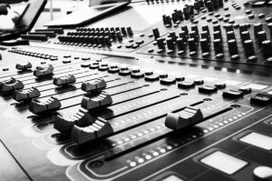 From Raw Beats to Polished Tracks: The Ultimate Guide to Hip Hop Mixing